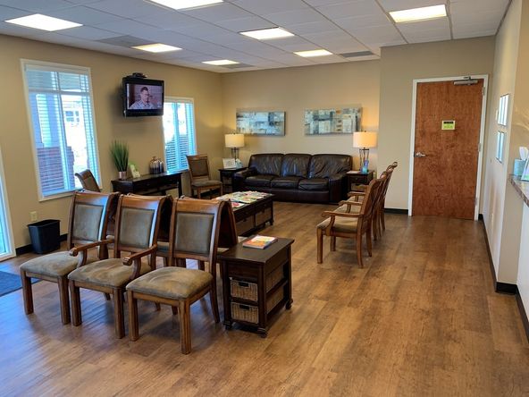 Freestanding Medical Office Opportunity | ±9,049 SF: 1565 Highway 34 E, Newnan, GA 30265